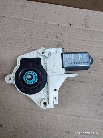 VAG 8K0959801C Мотор стеклоподъемника двери передней левой в наличии Житомир