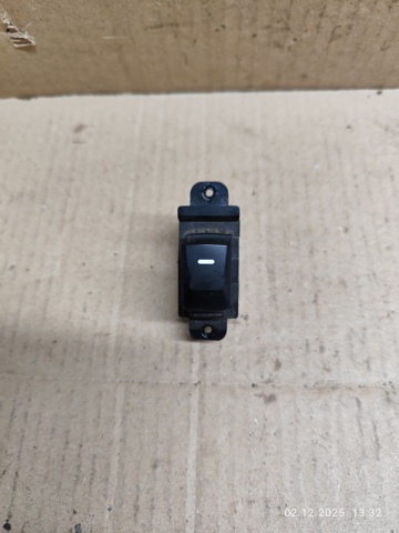 935801W000 Hyundai/Kia