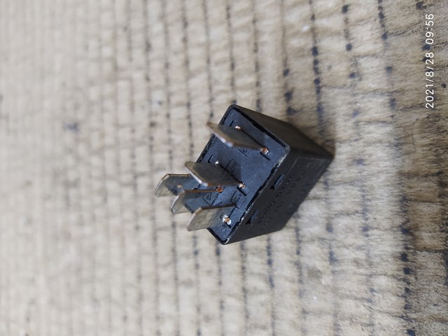 9441161 VOLVO Реле указателей поворотов купить в Черкассы