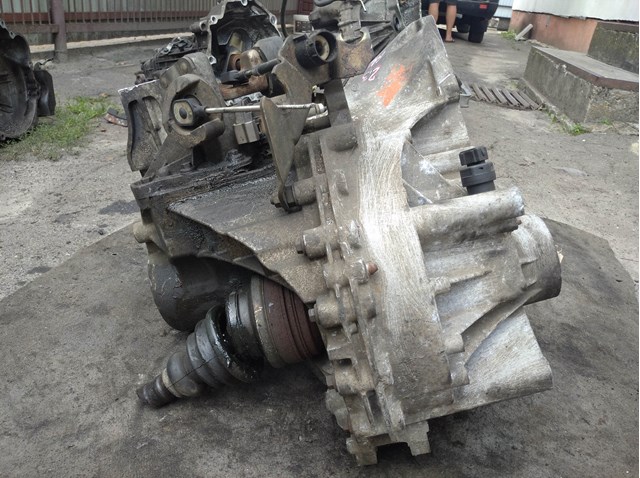FORD 957T7F096 КПП в наличии Тернополь