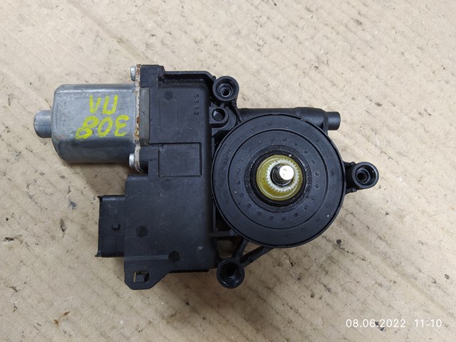 9657247680 PEUGEOT Мотор стеклоподъемника двери передней левой купить в Кривой Рог