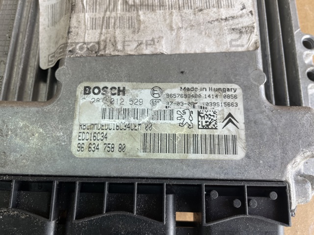 PEUGEOT 9663475880 Блок управления двигателем в наличии Украина