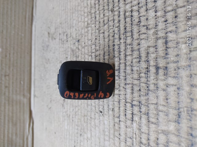Кнопки заднего стеклоподъёмника 96639378ZD PEUGEOT