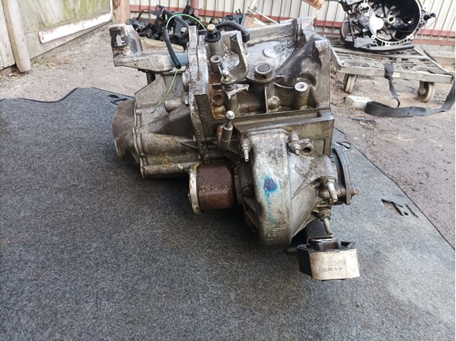 PEUGEOT 9680886610 КПП в наличии Украина