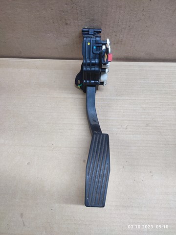 Педали газа 96858781 GM