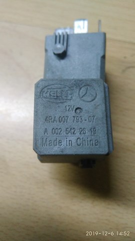 Реле стартера A0025422619 MERCEDES
