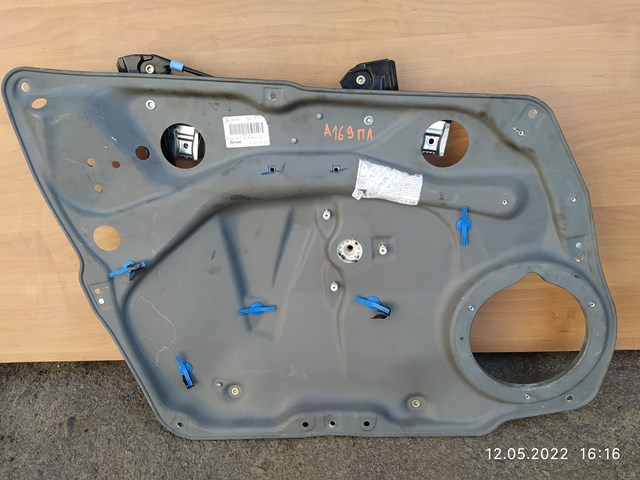 Механизм стеклоподъемника водительской двери A1697201379 MERCEDES