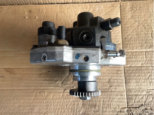 MERCEDES 6420701101 Насос топливный высокого давления (ТНВД) в наличии Черкассы
