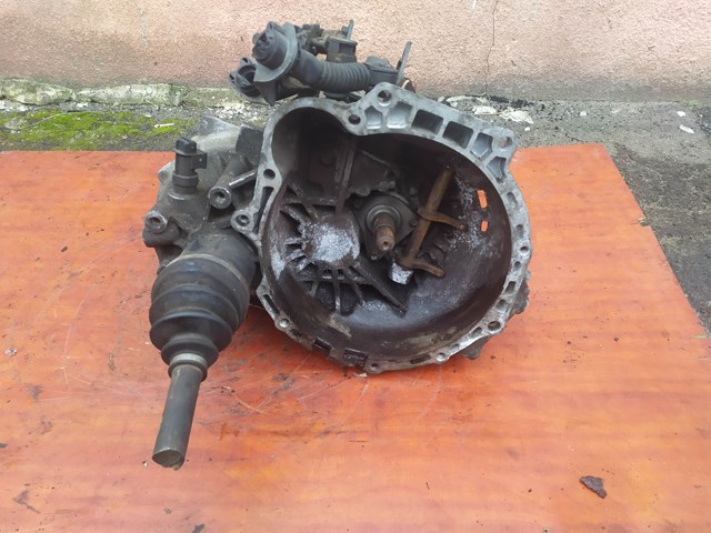 КПП в сборе J52073 HYUNDAI