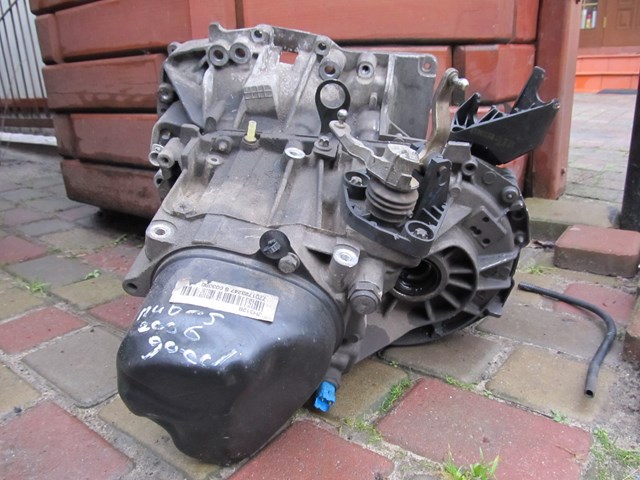 JH3128 RENAULT КПП в сборе (механическая коробка передач) купить в Ужгород
