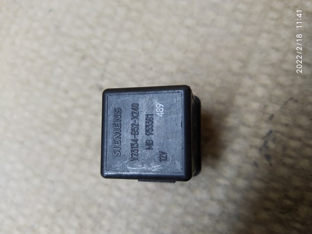 Реле противотуманной фары MB953381 MITSUBISHI