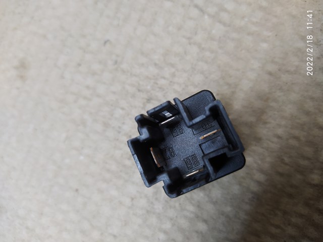 MITSUBISHI MB953381 Реле противотуманной фары в наличии Ровно