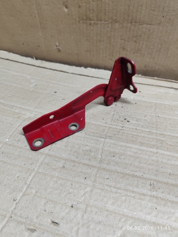 Петля капота, левая MR959411 MITSUBISHI