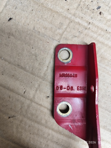 MITSUBISHI MR959411 Петля капота левая в наличии Винница