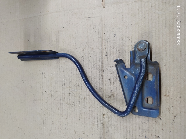Петля капота, правая YC1516800AG FORD