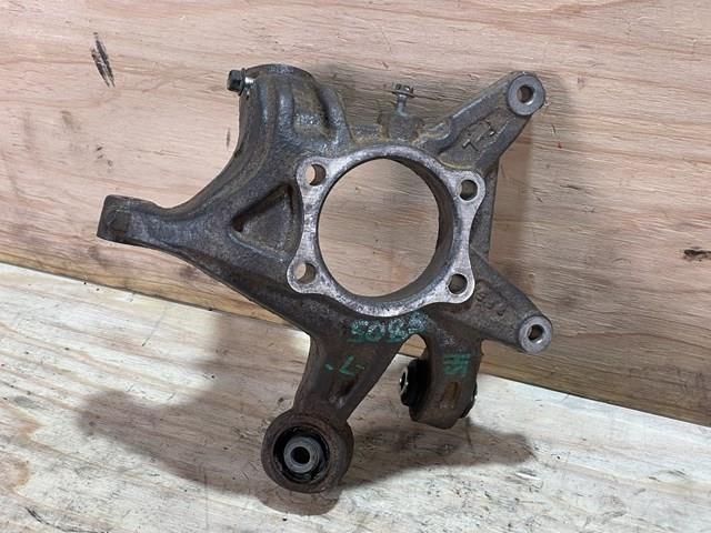 28411SC010 SUBARU Цапфа (поворотный кулак) задний левый купить в Запорожье