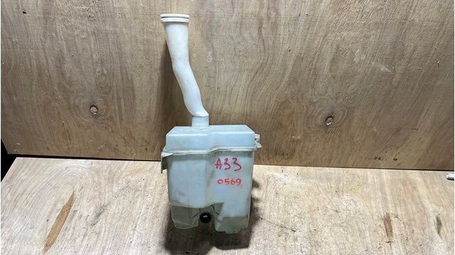 Бачок омывайки 2891031U00 NISSAN