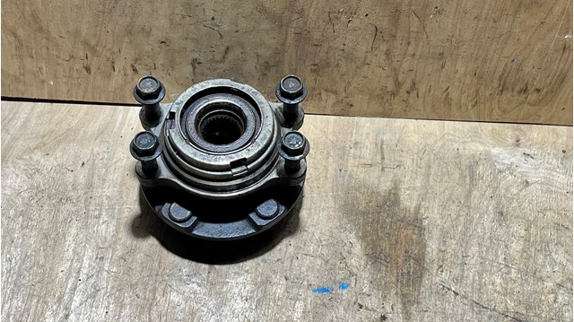 NISSAN 40202CA010 Передняя ступица в наличии Каменское