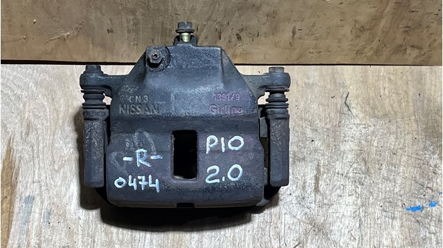 Суппорт тормозной, передний, правый 4100171J00 NISSAN