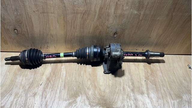 Вал приводной правый 4341033070 TOYOTA