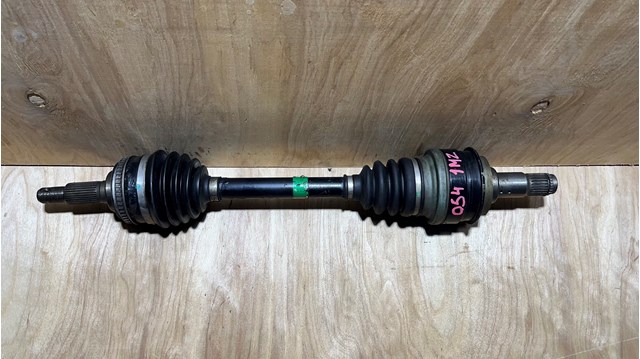 Привод передний левый 4342033070 TOYOTA