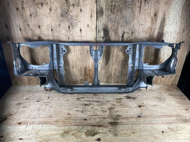 SUBARU 53010SA0409P Рамка радиатора в наличии Ровно