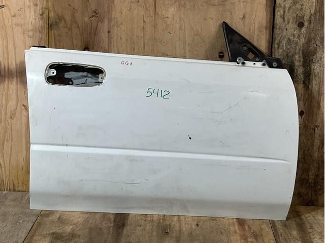 Пассажирская передняя дверь 60009FE003 SUBARU