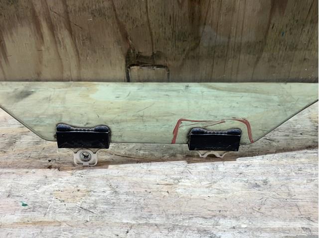 61011FG000 SUBARU Стекло двери передней правой купить в Тернополь