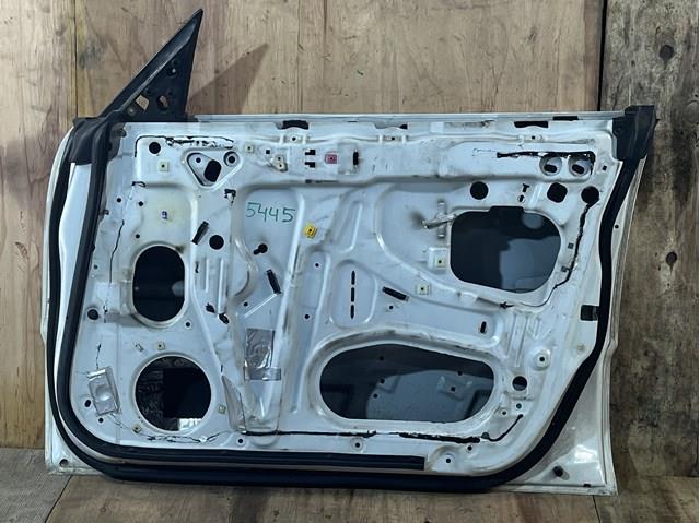 SUBARU 61101FC002 Дверь передняя правая в наличии Тернополь