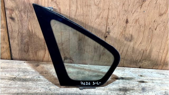 Стекло-форточка двери, задней, левой 65249AG010 SUBARU