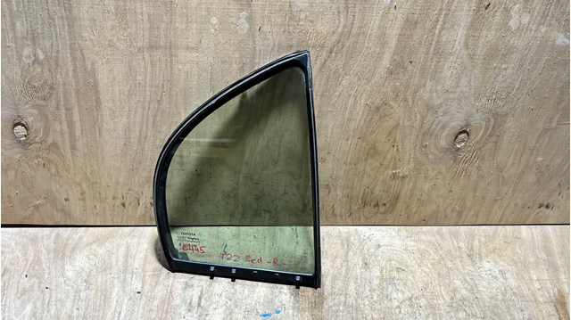 6812305040 Toyota