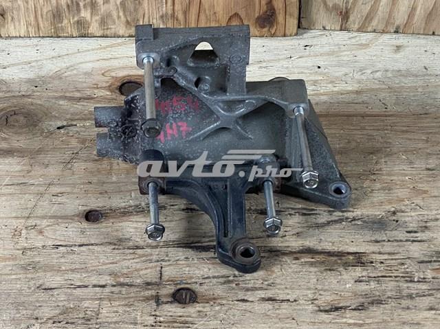 SUBARU 73611SA010 в наличии Ужгород