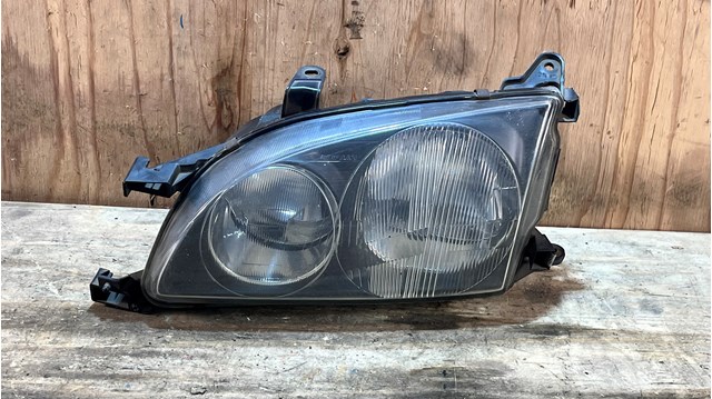 Фара левая передняя 8117005140 TOYOTA
