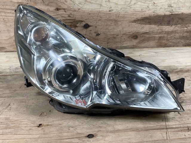 Вставка фары правой 84001AJ100 SUBARU