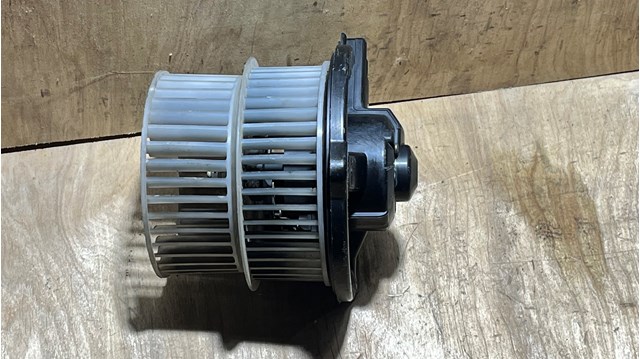 Отопителя салона 8710352040 TOYOTA