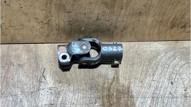 Рулевой кардан нижний GA5R32850 MAZDA