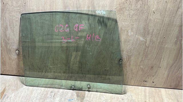 Стекло двери задней левой GE4T73511 MAZDA