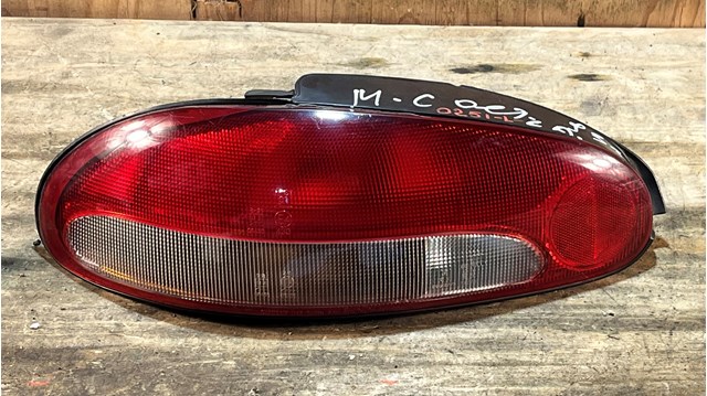 Задняя правая фара MB907243 MITSUBISHI