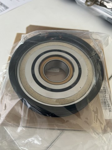 976433K120 HYUNDAI Шкив компрессора кондиционера купить в Черновцы