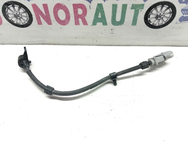 Датчик частоты вращения распредвала Volkswagen Golf 5