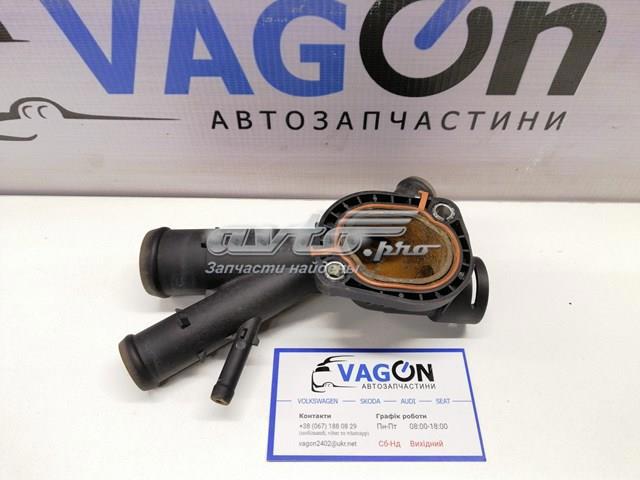 VAG 03L121131AA Фланец системы охлаждения (тройник) в наличии Черновцы