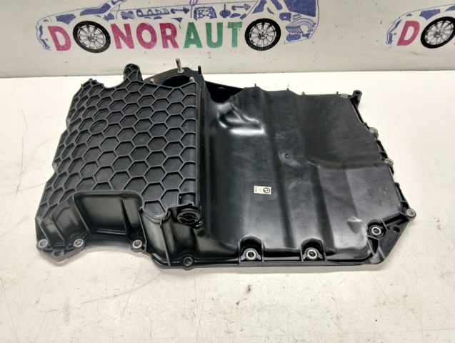 VAG 05L103602B Поддон двигателя в наличии Черновцы