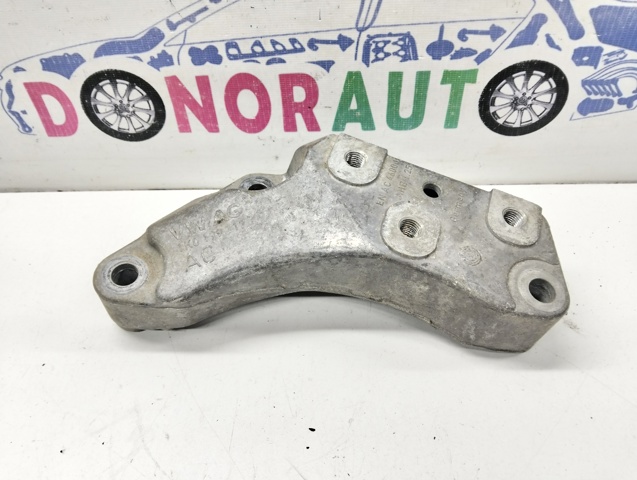 Подушка двигателя 1K0199117AC VAG