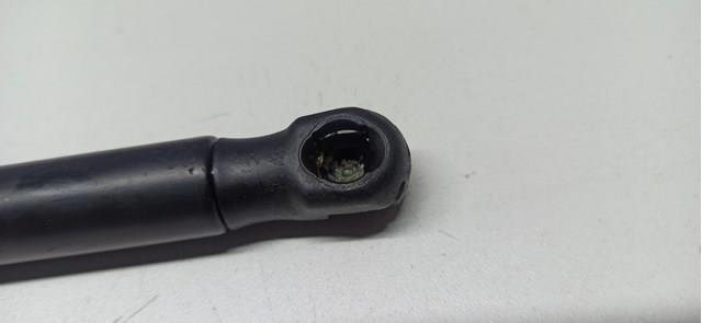 VAG 1T0823359C Амортизатор капота в наличии Львов