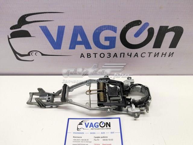 1Z0839886A VAG Держатель наружной ручки двери задней правой купить в Запорожье
