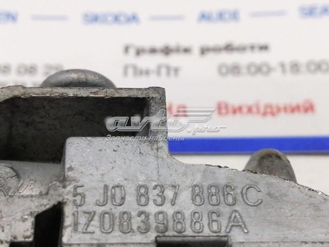 1Z0839886A Держатель наружной ручки двери задней правой купить Днепр