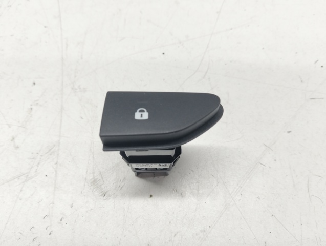 Кнопка блокировки дверей 252103678R RENAULT
