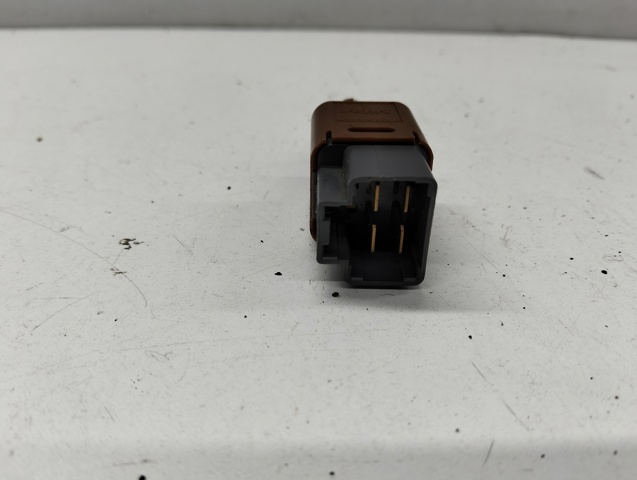 25320JN00A NISSAN Датчик стоп сигнала купить в Чернигов
