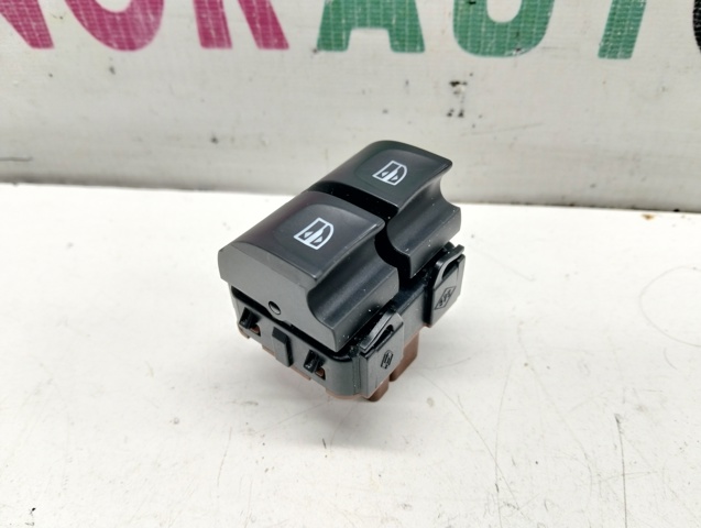 254113300R RENAULT Кнопочный блок управления стеклоподъемником передний левый купить в Ирпень