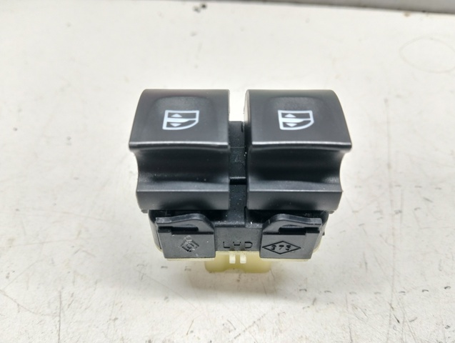 RENAULT 254118722R Кнопочный блок управления стеклоподъемником передний левый в наличии Львов